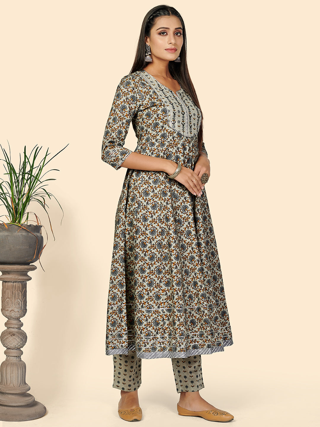 NOZ2TOZ - Made In INDIA.
