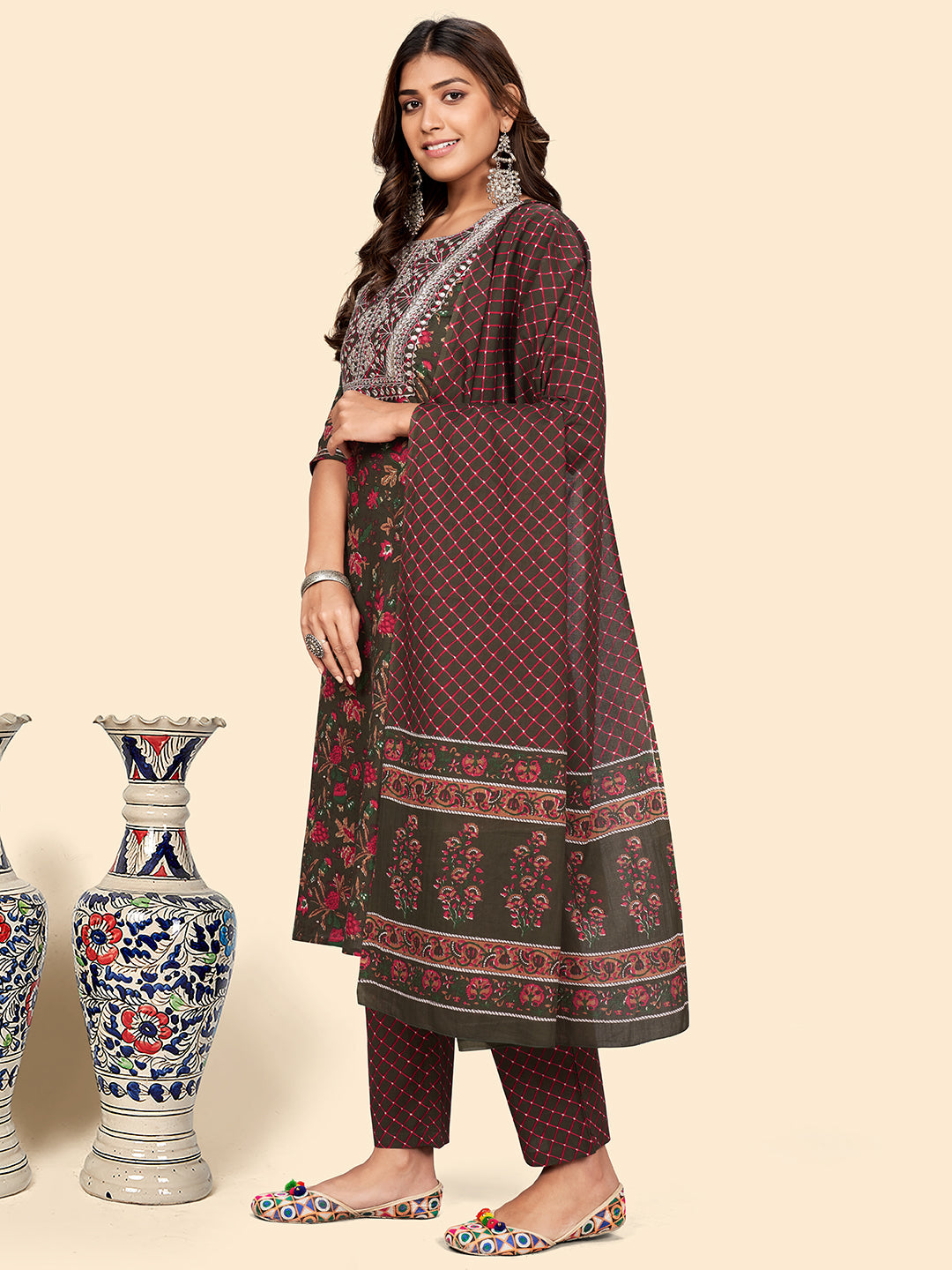 NOZ2TOZ - Made In INDIA.