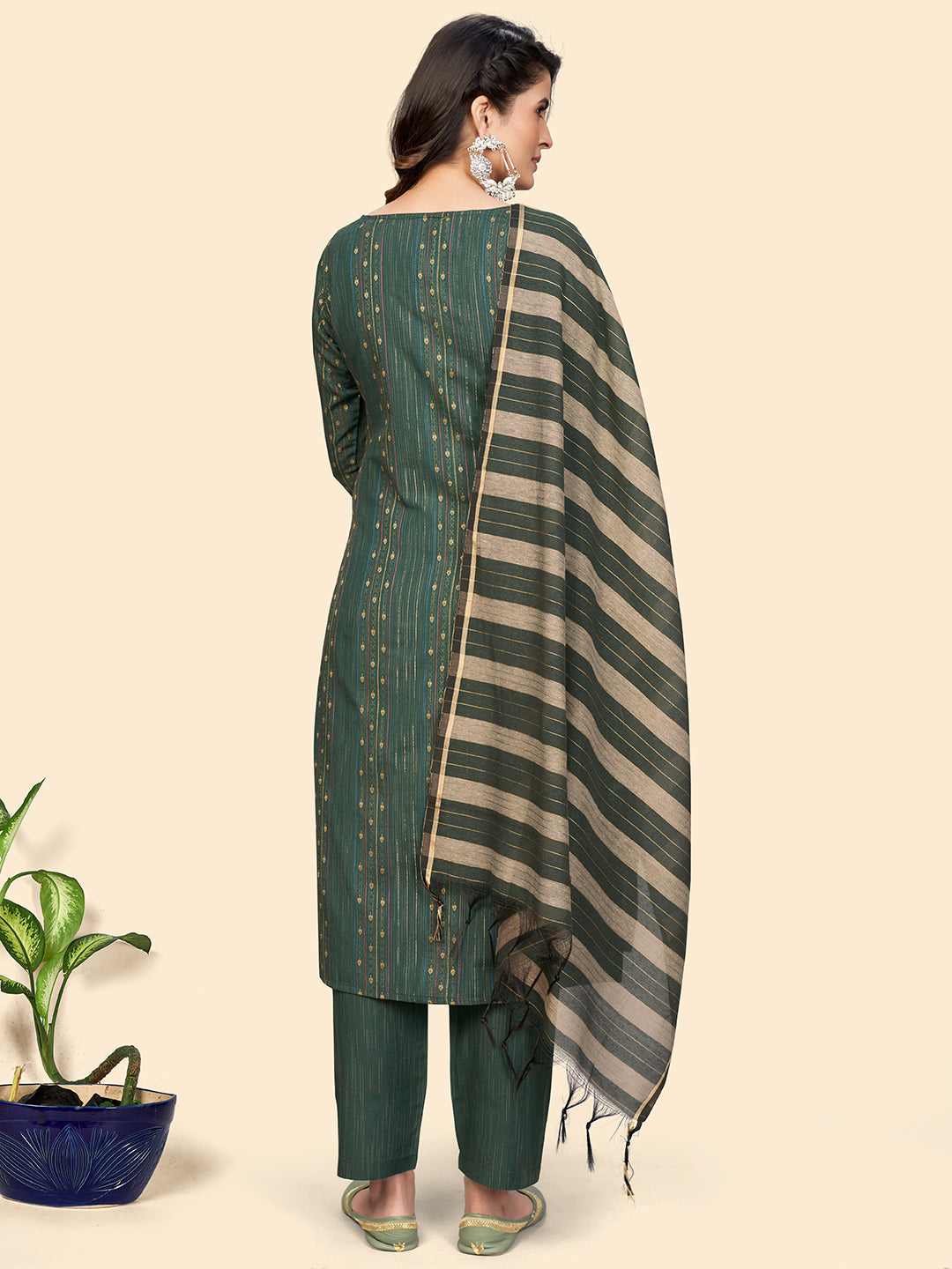NOZ2TOZ - Made In INDIA.