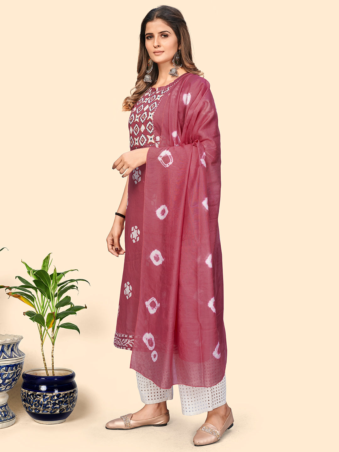NOZ2TOZ - Made In INDIA.