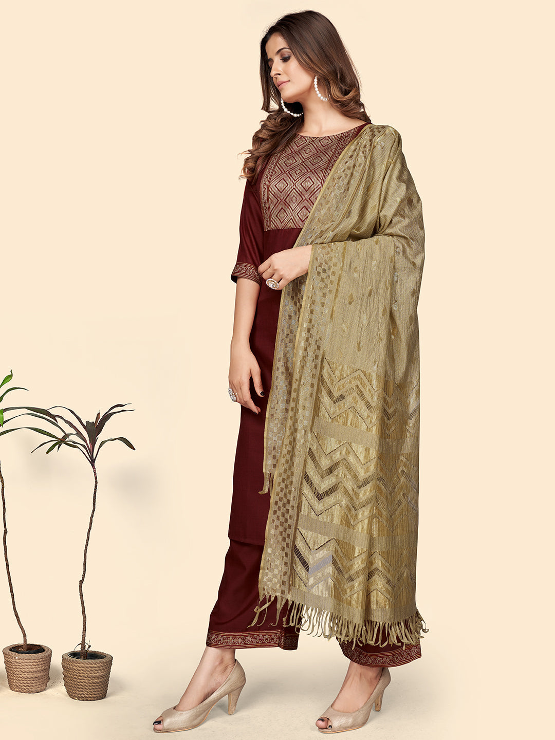 NOZ2TOZ - Made In INDIA.