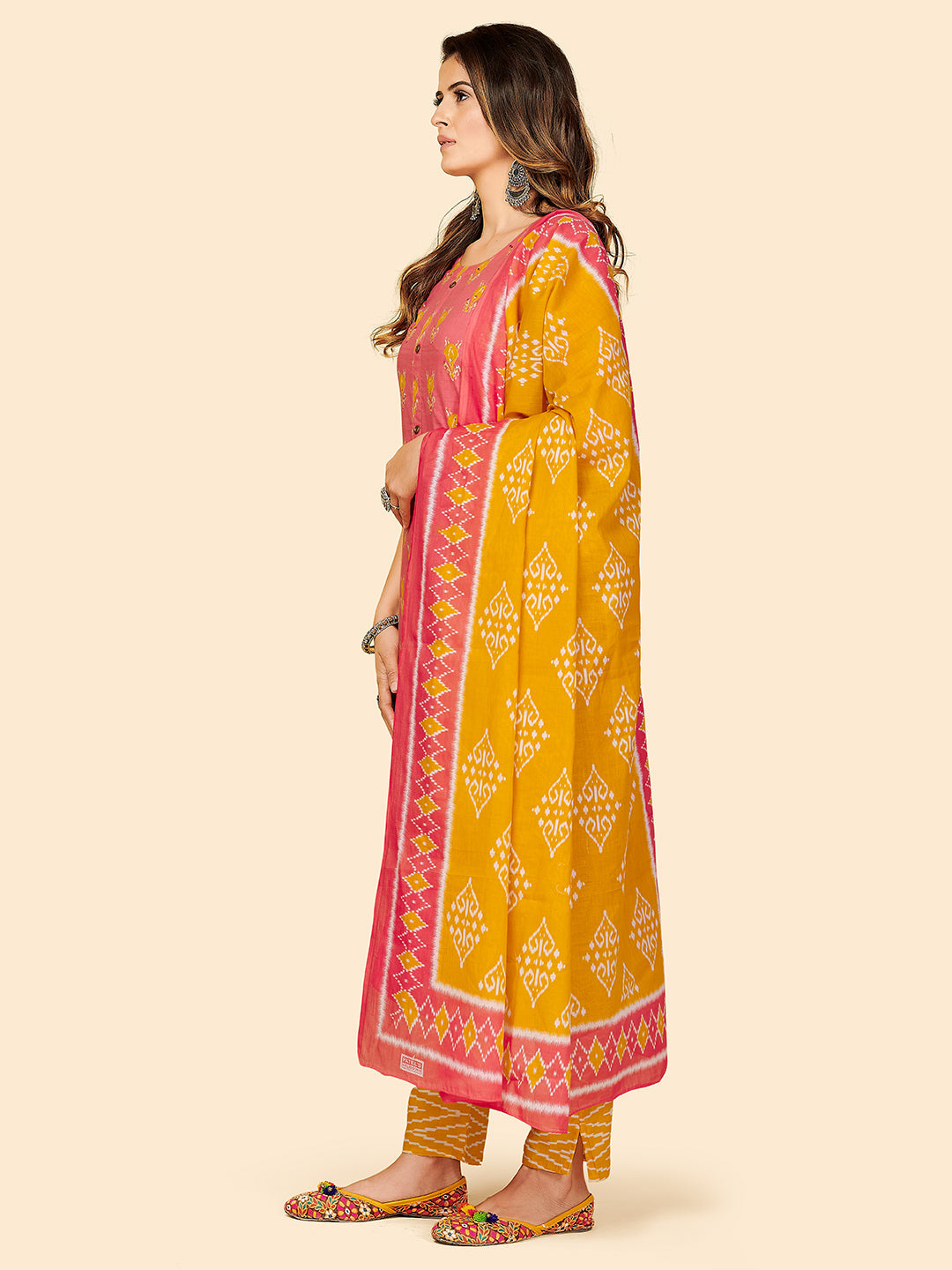 NOZ2TOZ - Made In INDIA.