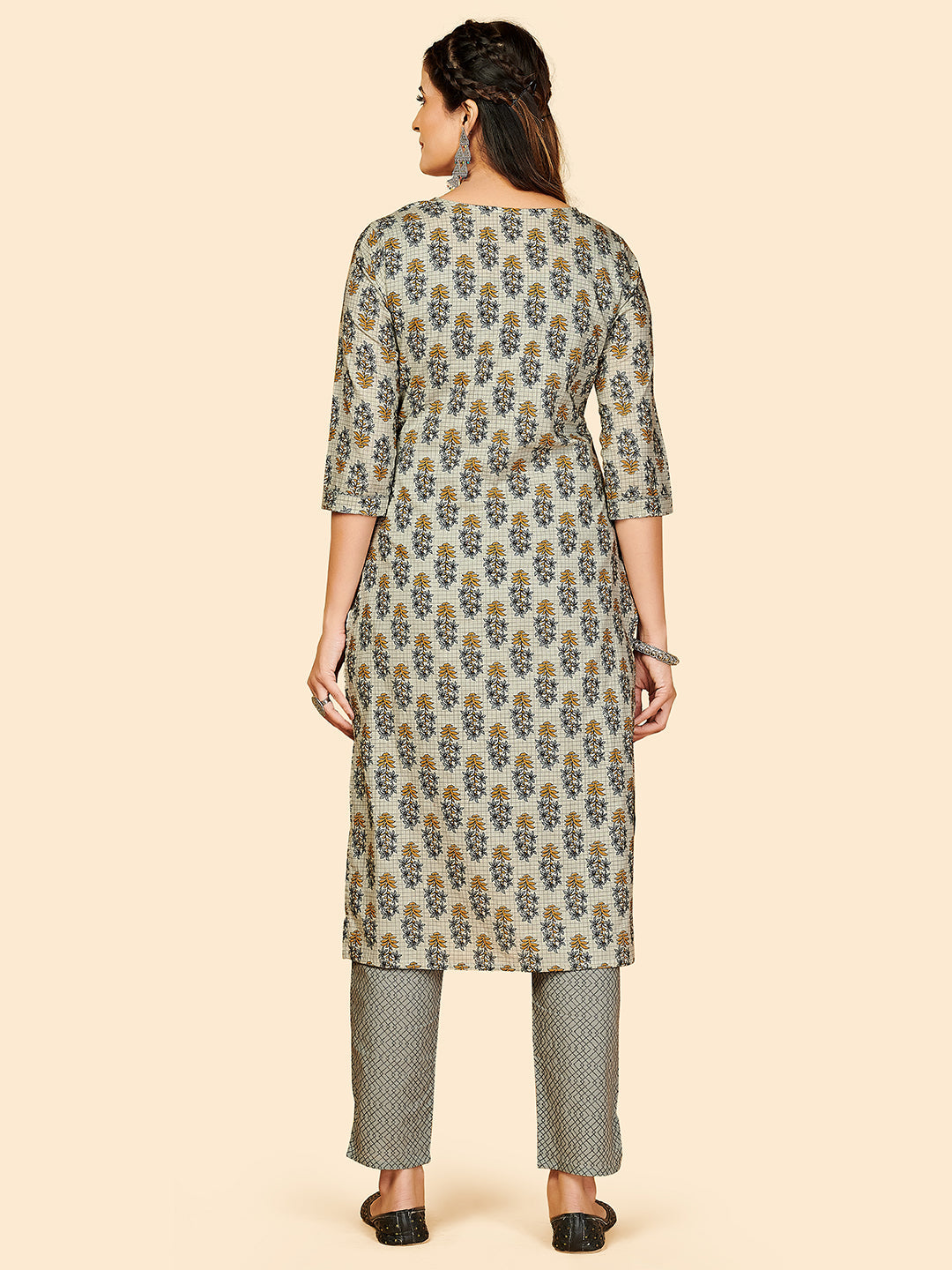 NOZ2TOZ - Made In INDIA.